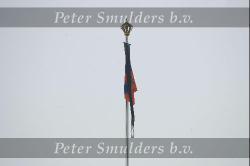 Soestdijk 2 december 2004
paleis Soestdijk met vlag Prins Bernhard en zwart wimpel