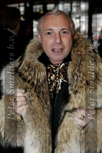Scheveningen 13 december 2004
Society lunch Holland casino.
Ronald Kolck met bontjas