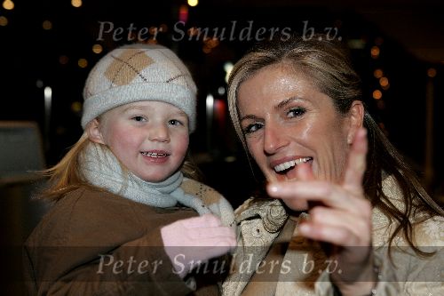 Scheveningen 13 december 2004
Society lunch Holland casino.
Silvie Schmeitz met dochter Beau