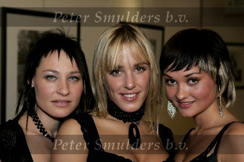 Hilversum 17 december 2004
Presentatie  van finalisten van het songfestival in hetTros gebouw. Trinity