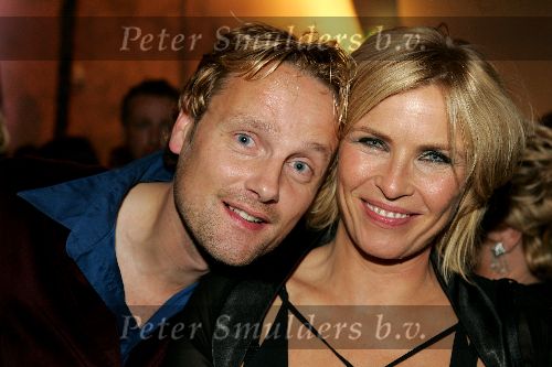 Amsterdam 21 oktober 2004
Uitreiking van de televizierring in HMH.
Anita Witzier met vriend