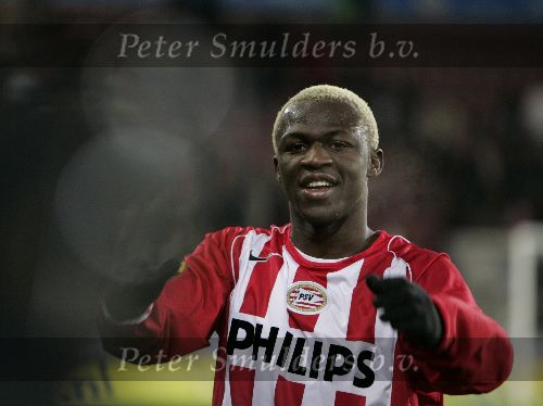 Eindhoven, 3 December 2005 
Kompetitiewedstrijd Seizoen 2005/2006 
PSV-NAC, eindstand 3-0
Arouna Kone na zijn doelpunt
Foto gemaakt door Junior Smulders