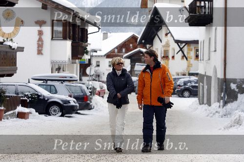 Serfhaus 29 december 2005
Caroline Tensen met Peter Gallas  op skivakantie.
