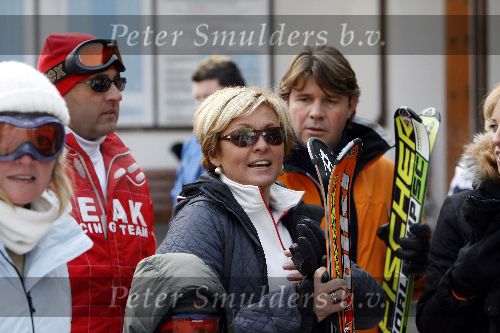Serfhaus 29 december 2005
Caroline Tensen met Peter Gallas  op skivakantie.