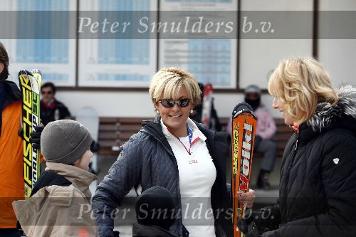 Serfhaus 29 december 2005
Caroline Tensen met Peter Gallas  op skivakantie.