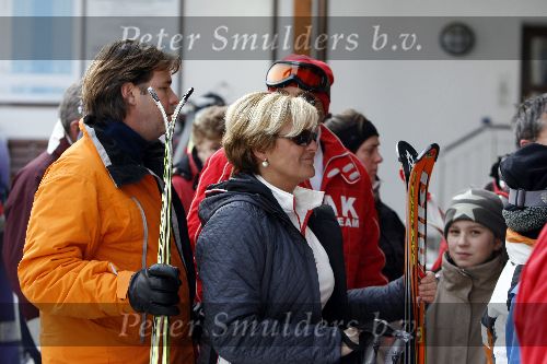 Serfhaus 29 december 2005
Caroline Tensen met Peter Gallas  op skivakantie.