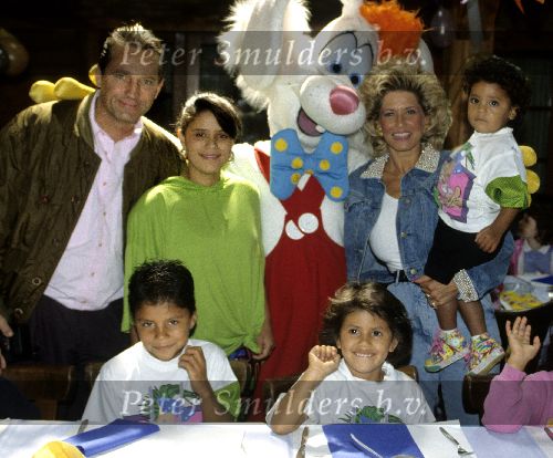 Wassenaar, 4 Juli 1990
Kinderfeest in Duinrel met Connie Breukhoven, Hans Breukhoven hun 4 kinderen
