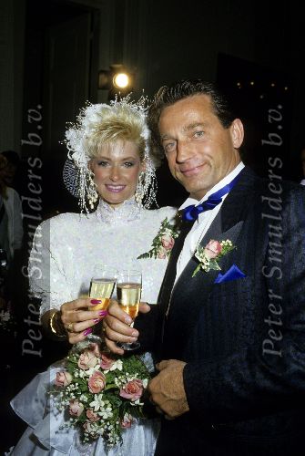 Den Haag 20 November 1987 Trouwen Connie Breukhoven ( Vanessa ) met Hans Breukhoven