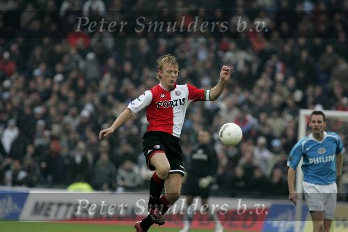 Rotterdam, 11 December 2005 Kompetiewedstrijd seizoen 2005/2006
Feyenoord-PSV, eindstand 1-0
Dirk Kuyt