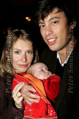 Amsterdam 18 november 2005
Premiere Kabouter Plop in Tuschinsky.
Kaja Wollfers Elle v Rijn met Baby Helena