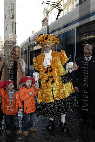 Amsterdam 18 november 2005
Premiere Kabouter Plop in Tuschinsky.
Frans Bauer Mariska en Christiaan en Jan