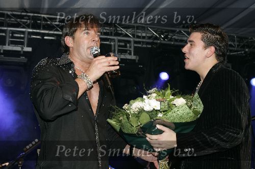 de Kwakel 23 december 2005
Kerstborrel Gerard Joling.
Jan Smit