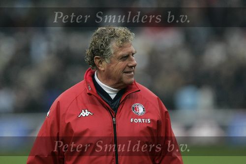 Rotterdam, 11 December 2005 Kompetiewedstrijd seizoen 2005/2006
Feyenoord-PSV, eindstand 1-0
Feyenoord verzorger Gerard Meier ( 70 jaar )