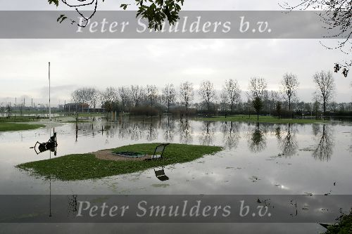 Weesp 26 november 2005
Golfbaan Weesp helemaal onder water