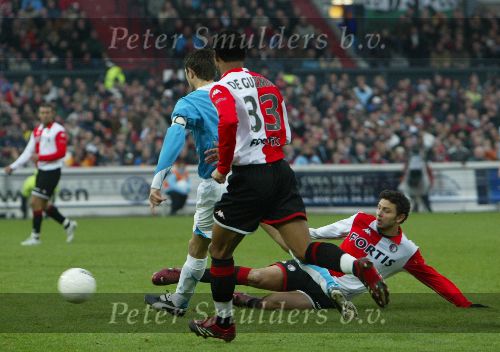 Rotterdam, 11 December 2005 Kompetiewedstrijd seizoen 2005/2006
Feyenoord-PSV, eindstand 1-0
Hossam Ghaly