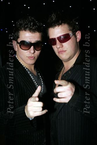 de Kwakel 23 december 2005
Kerstborrel Gerard Joling.
Jan Smit met een vriend