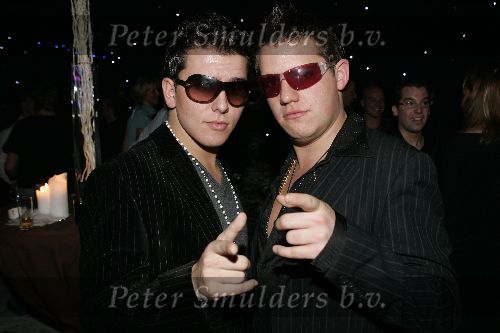 de Kwakel 23 december 2005
Kerstborrel Gerard Joling.
Jan Smit met een vriend