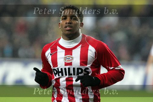 Eindhoven, 20 December 2005 Wedstrijd Bekerkompetitie tussen PSV-FC Twente
Farfan scoort in de 44e minuut 1-0
© Foto Bart Bel