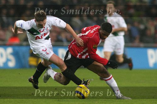Eindhoven, 20 December 2005
Wedstrijd om de KNVB-beker ( Gatorade Cup seizoen 2005/2006 ) PSV-FC Twente, eindstand 2-0
Jefferson Farfan
© Foto Bart Bel