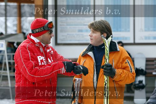 Serfaus 29 december 2005
John v d Heuvel skien in Serfaus met Peter Gallas