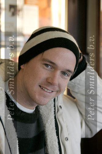 Amsterdam 9 december 2005
Presentatie serie van Speijk bij Talpa.
 Johnny de Mol met muts