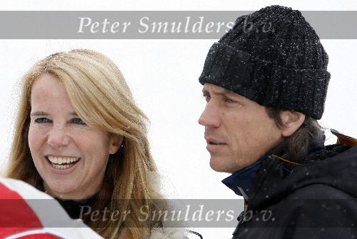 Oberlech 28 december 2005
Linda de Mol op skivakantie met Sander Vahle en Julian en Noah.