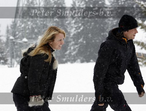 Oberlech 28 december 2005
Linda de Mol op skivakantie met Sander Vahle en Julian en Noah.