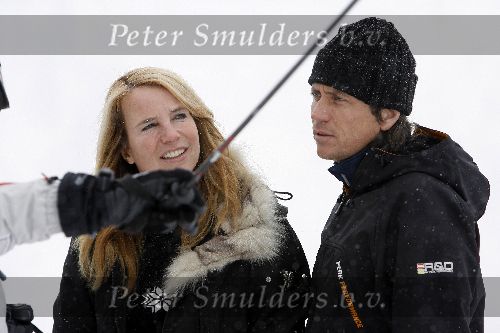 Oberlech 28 december 2005
Linda de Mol op skivakantie met Sander Vahle en Julian en Noah.