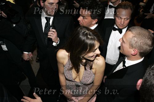 Amsterdam 8 december 2005
VIP avond miljonairs fair in Rai.
Liz Hurley met Yves Gijraths