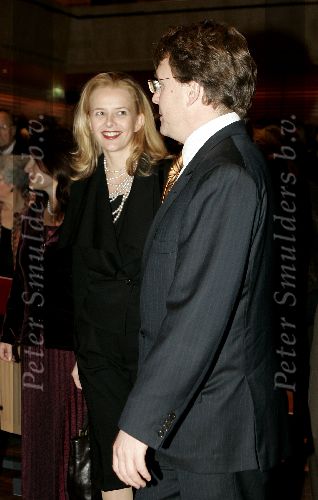 Amsterdam 7 december 2005
Uitreiking prins Claus prijs in het ij muziek theater.
Mabel Wisse Smit en Prins Friso