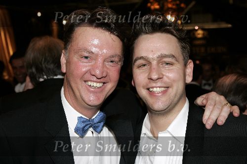 Amsterdam 8 december 2005
VIP avond miljonairs fair in Rai.
Louis v Gaal met Matthijs Albers