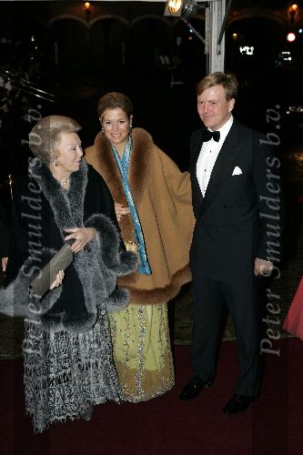 Den Haag 17 november 2005
Regeringsdiner met Prinses Maxima en Prins Willem Alexander en Kongin Beatrix