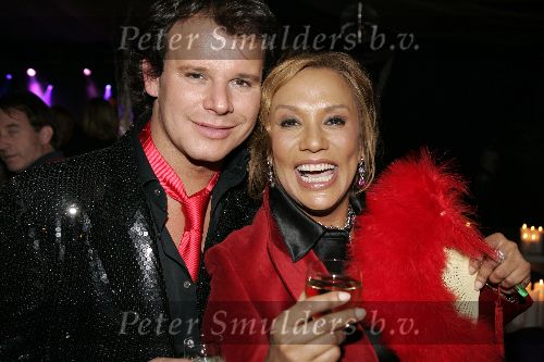 de Kwakel 23 december 2005
Kerstborrel Gerard Joling.
Patty Brard met Leco v Zadelhoff