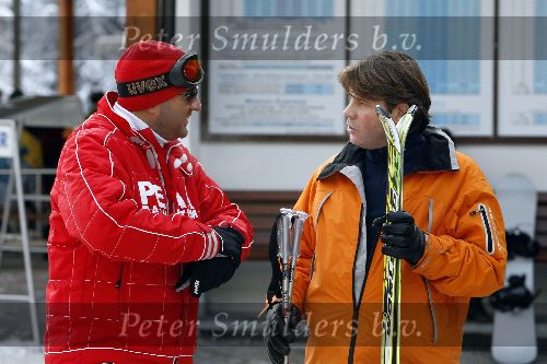 Serfaus 29 december 2005
John v d Heuvel skien in Serfaus met Peter Gallas