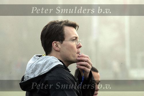 Amersfoort 10 december 2005
Prins Constantijn voetbalt met gehandicapten.
Als scheidsrechter