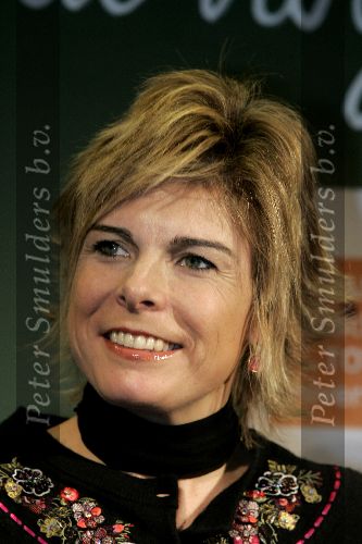 Utrecht 2 december 2005
Prinses Laurentien opent beurs voor kinderen met een handicap.
Prinses laurentien zwanger van derde kind.