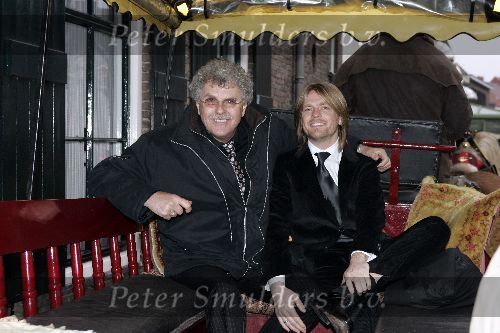 Baarle Nassau 6 december 2005
Trouwen Robert Long met zijn vriend Christoph.