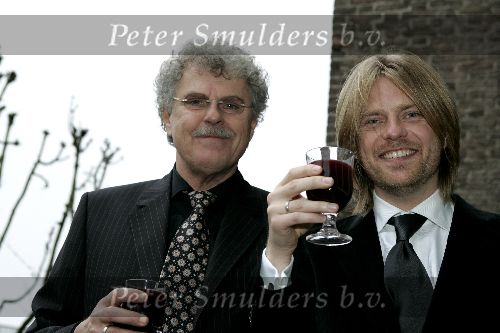 Baarle Nassau 6 december 2005
Trouwen Robert Long met zijn vriend Christoph.