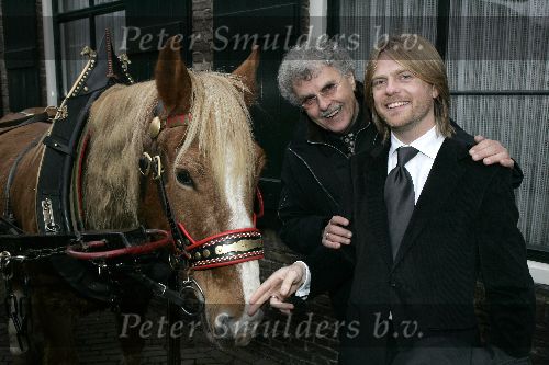 Baarle Nassau 6 december 2005
Trouwen Robert Long met zijn vriend Christoph.