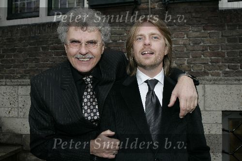Baarle Nassau 6 december 2005
Trouwen Robert Long met zijn vriend Christoph.