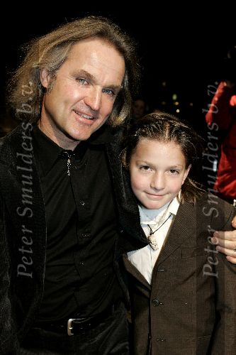 Zeist 7 december 2005
Premiere de Griezelbus.
Roland Jan heyn met zoon