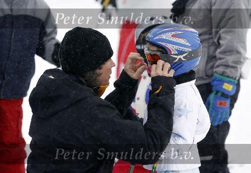 Oberlech 28 december 2005
Linda de Mol op skivakantie met Sander Vahle en Julian en Noah.