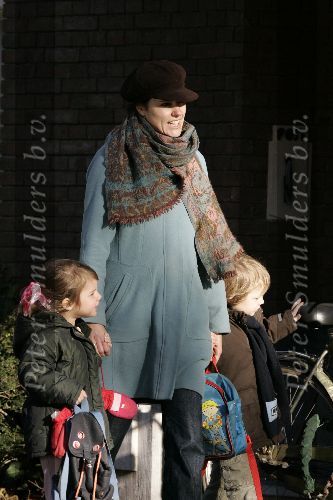 Amsterdam 30 november 2005
Susan Visser uit Gooische vrouwen met petje en kinderen