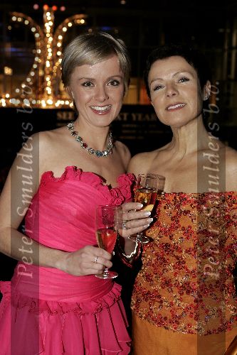 Amsterdam 8 december 2005
VIP avond miljonairs fair in Rai.
Suze Mens en Suze Mens Jr.