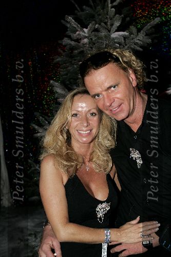 de Kwakel 23 december 2005
Kerstborrel Gerard Joling.
Sylvana Borsato met Wino Omtzigt