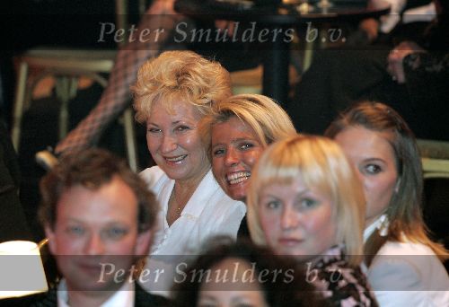 Hoofddorp 12 december 2005
Dancing with the stars 
moeder tatjana