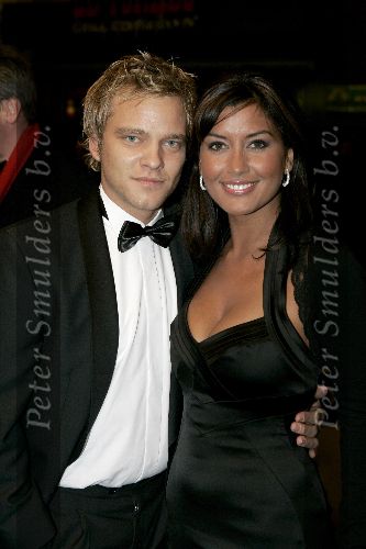 Amsterdam 13 december 2005
Premiere King Kong in Tuschinsky .
Valerie Zwikker en Sander Foppele