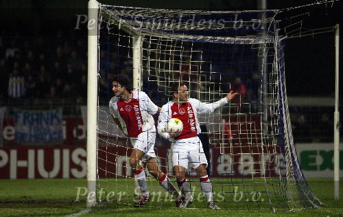 Eindhoven, 22 December 2005
Bekerwedstrijd 1/8 finale voor de Gatorade-Cup Seizoen 2005/2006. FC Eindhoven-AJAX, eindstand 1-6
Wesley Sneijder en Nourdin Boukhari