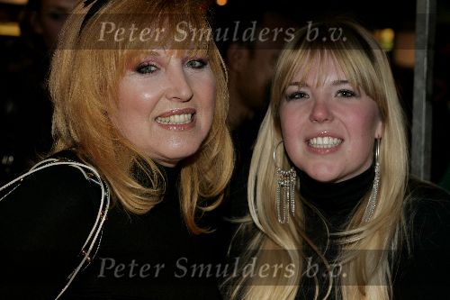 Rotterdam 30 november 2005
Ladies night in holland casino.
Yvonne Keeley met dochter