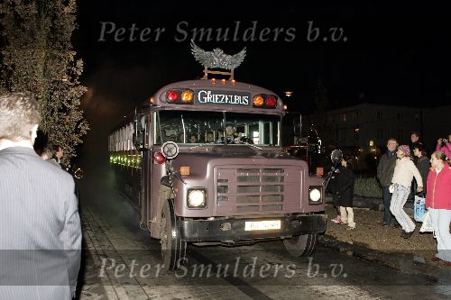 Zeist 7 december 2005
Premiere de Griezelbus.
De griezelbus